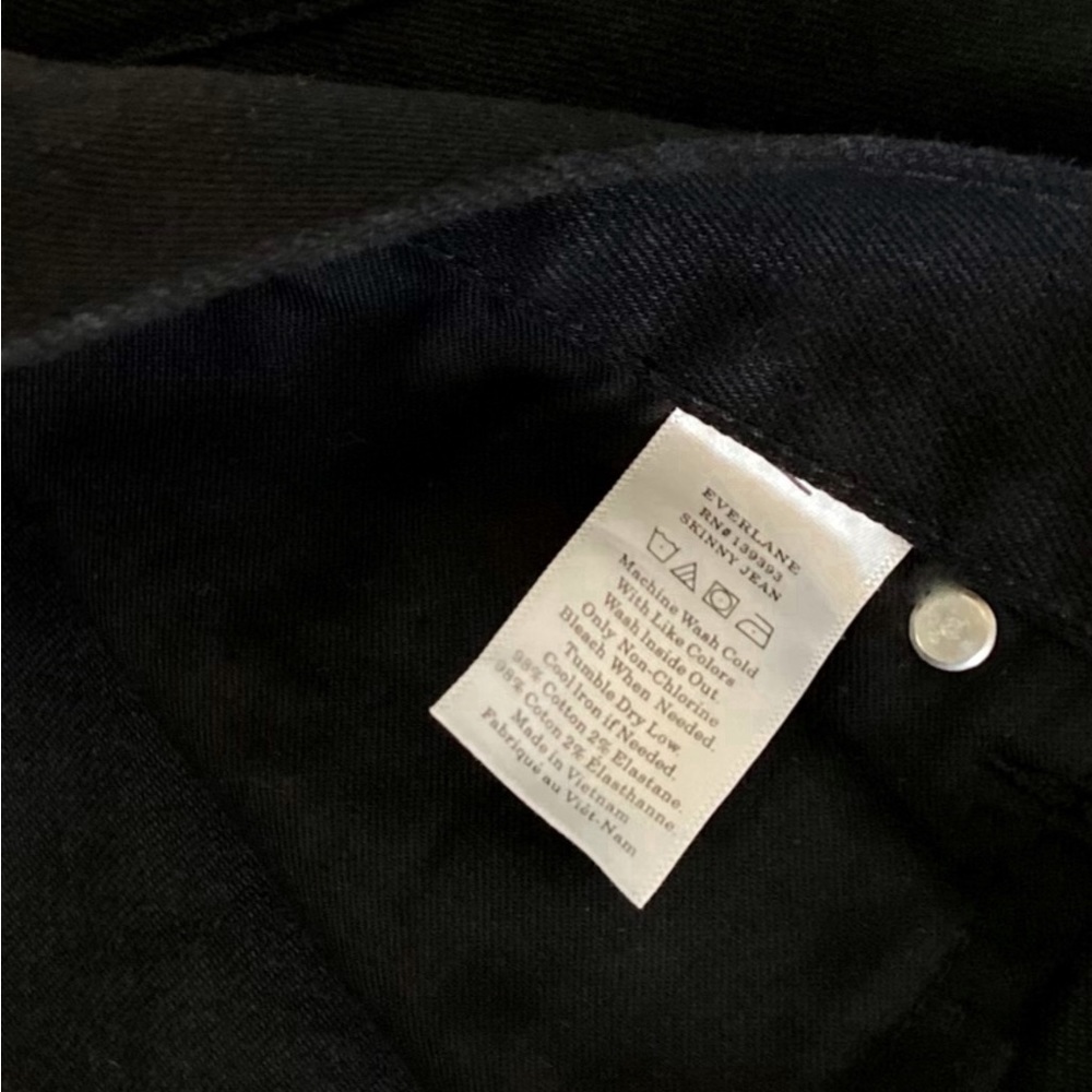 Everlane NWOT  10”Highrise Skinny Stretch Jeans in Black. 32 x 32 - Picture 7 of 9